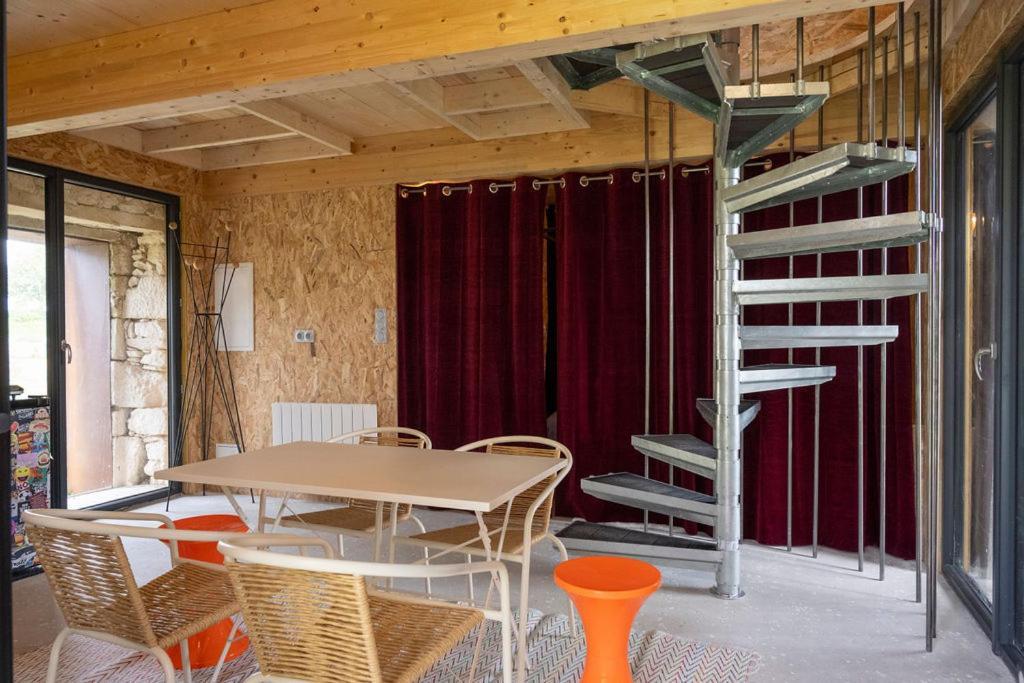 La Ferme Du Golf, Gite Atypique Et Artistique 랜시우 외부 사진
