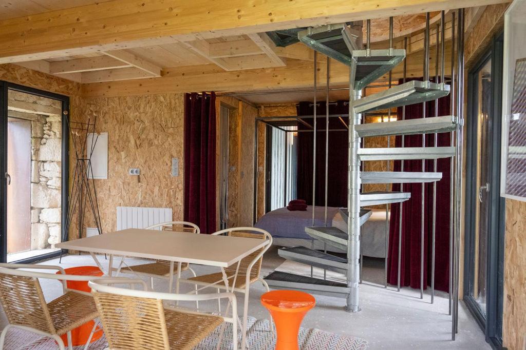 La Ferme Du Golf, Gite Atypique Et Artistique 랜시우 외부 사진